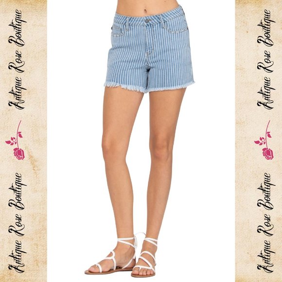 Judy Blue Pants - 🌹 Judy Blue Blue And White Striped Cut Offs